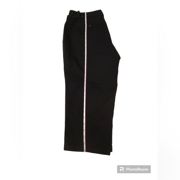 Ann Taylor Petite Curvy black capris - Picture 3 of 7